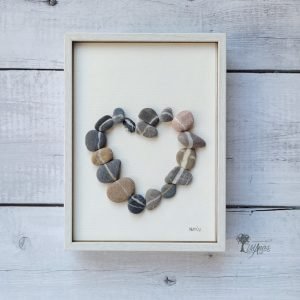 Decoración hogar Cuadro con piedras Corazón lineal hecho a mano con piedras con veta blanca natural ideal para el día de los enamorados o san Valentín UdanasArt