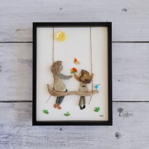 Cuadro con piedras Floreciendo con mamá regalo especial día de la madre hecho a mano en Barcelona pieza única UdanasArt